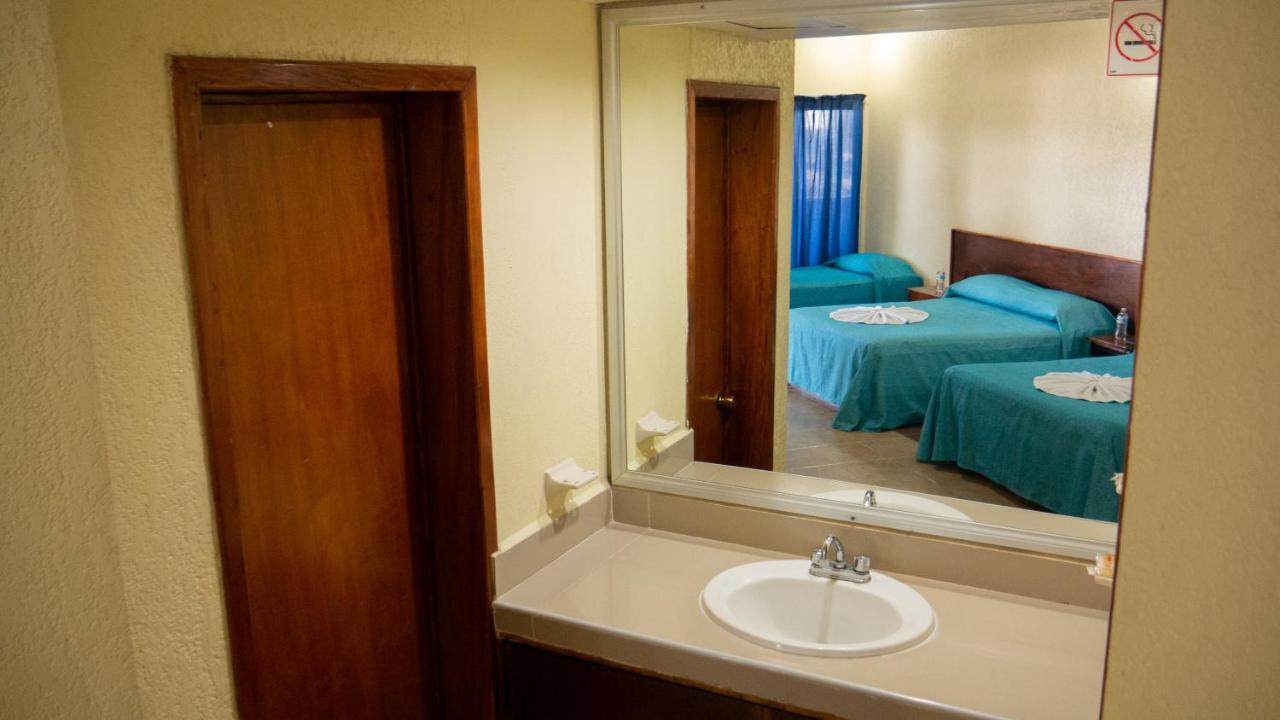 Hotel Plaza Mazari Suchiate Buitenkant foto